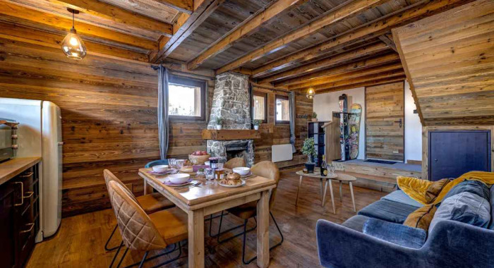 Chalet Little Riva, La Plagne Village ski chalet, image 2